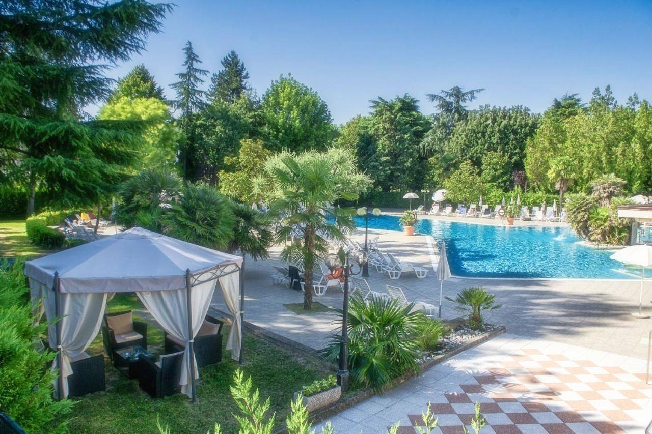 Hotel Internazionale Terme in Abano Terme, Collines Éuganéennes