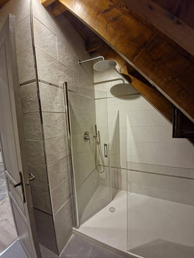 Gîte pour 10 personnes, avec vue et jardin dans Betren - 2