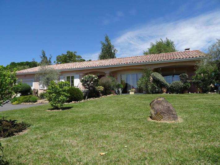 Location de vacances pour 6 personnes, avec Terrasse et Jardin à Villeneuve-de-Rivière