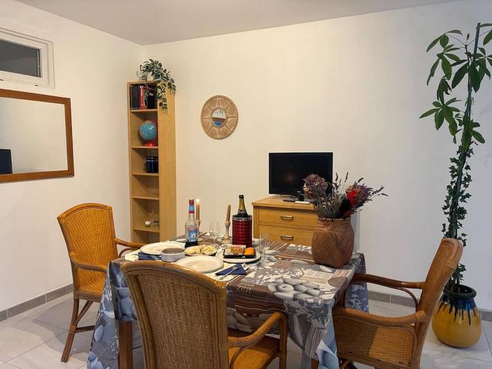 Gîte pour 3 personnes, avec vue et jardin, animaux acceptés à Juvignac - 3