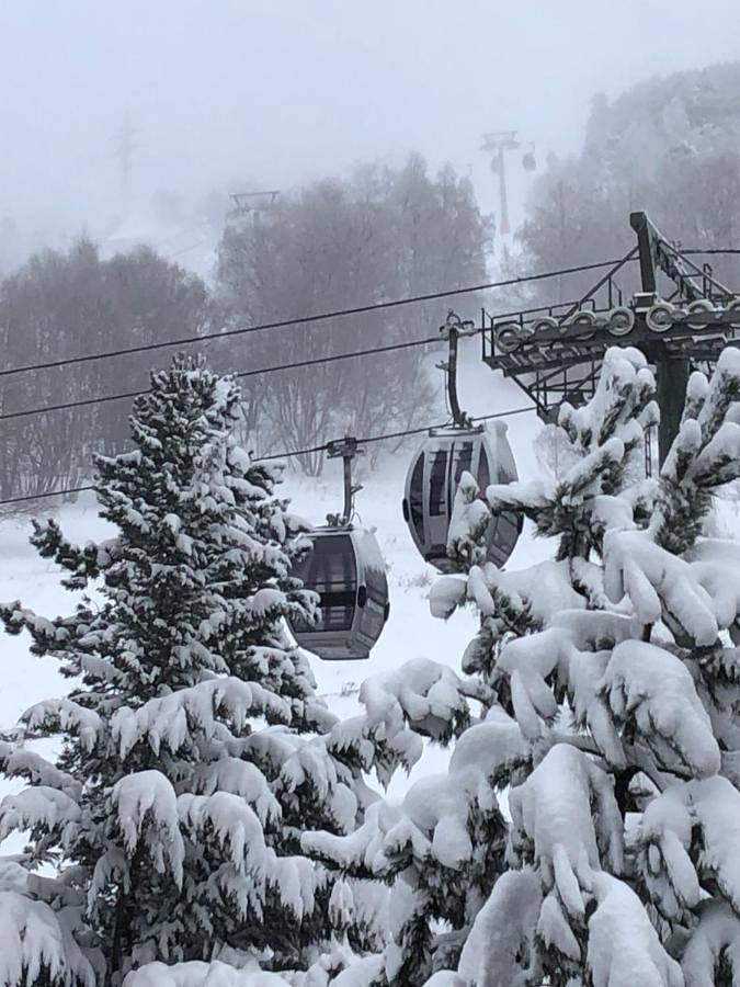 Apartamento entero, Apartamento en Baqueira a 100 metros de la telecabina in Baqueira, Alto Arán