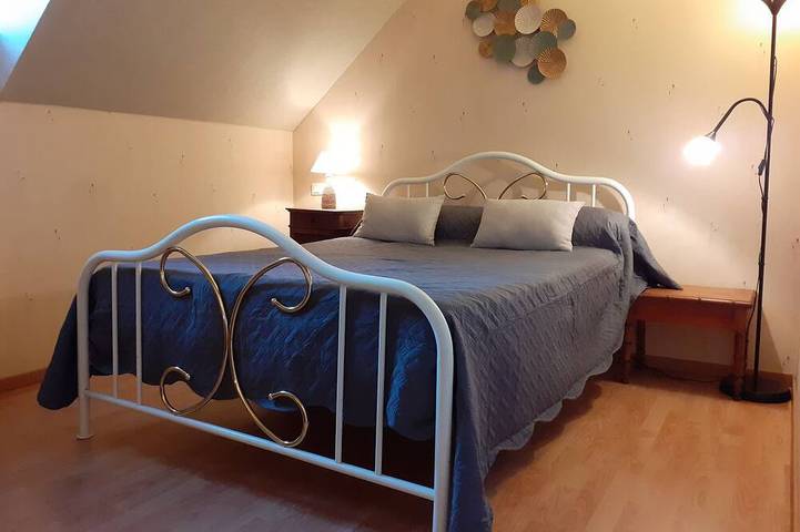 Location de vacances pour 4 personnes, avec terrasse et jardin à Chassey-le-Camp - 3