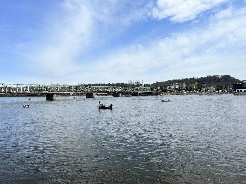 Peaceful home on the Nj Delaware canal tow path, blocks away to town. in Hunterdon County