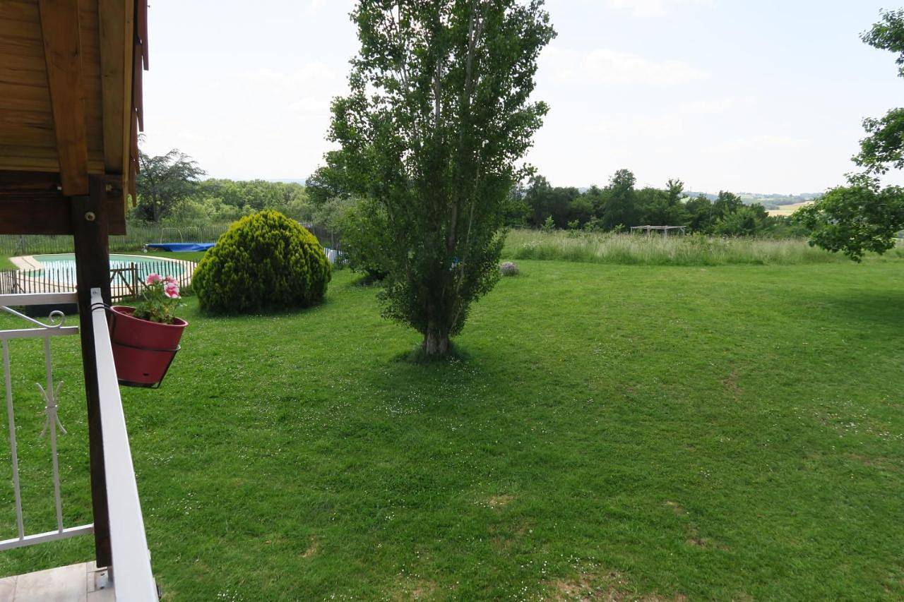 Appartement entier, One-Bedroom Apartment in Puymaurin, Haute-Garonne