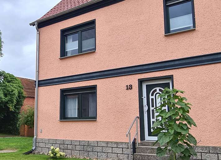 Ferienhaus für 4 Personen, mit Garten und Seeblick in Stendal