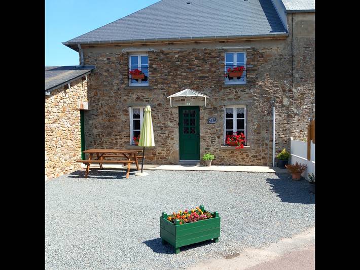 Holiday home for 6 people, with garden and terrace, with pets - 1