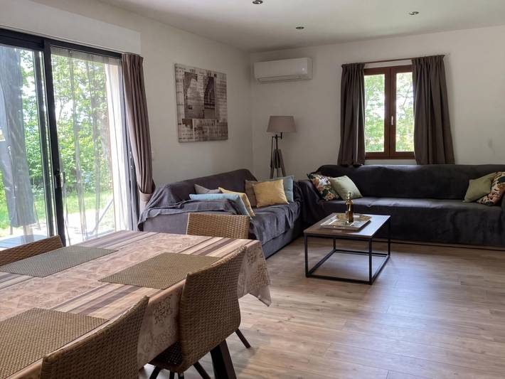 Location de vacances pour 6 personnes, avec terrasse ainsi que jardin et bassin pour enfant à Lacapelle-Marival - 3