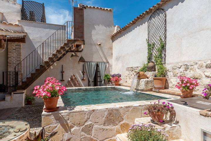 Casa rural para 10 personas, con balcón, Se admiten mascotas en Castilla-La Mancha - 2
