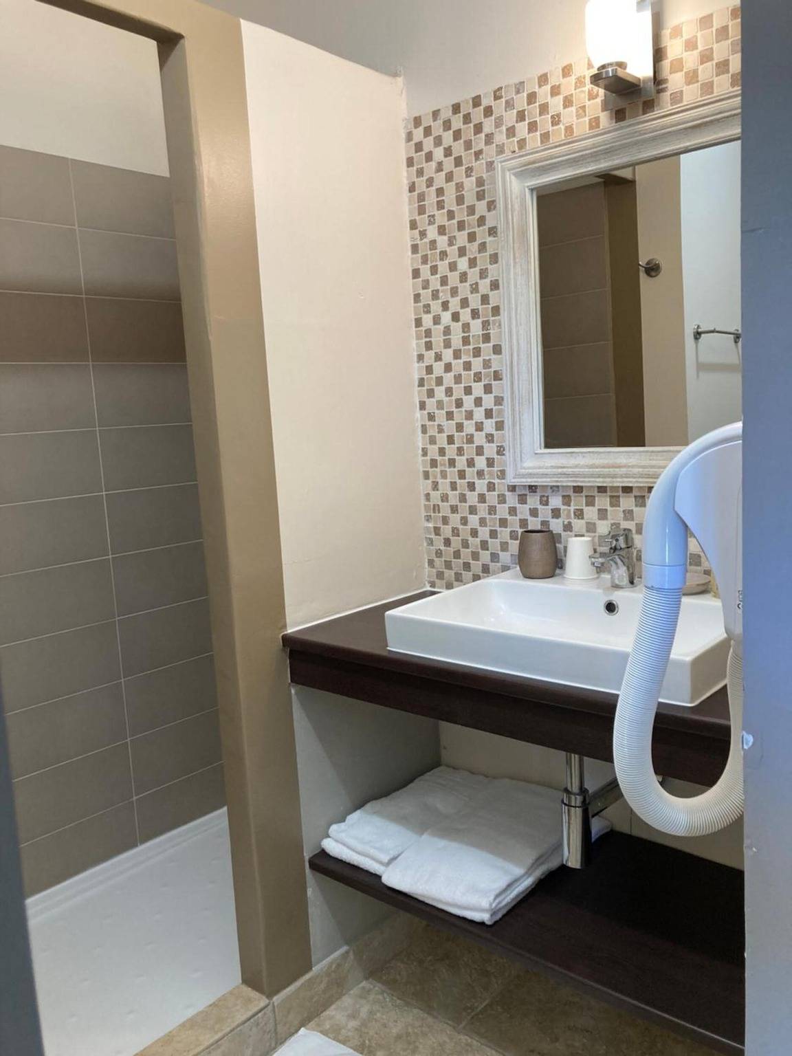 Chambre « Murzo » avec vue sur la montagne, Wi-Fi et climatisation in Vico, Région d'Ajaccio