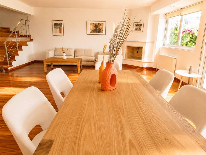 Adelos II Glow Villa – 5Br 360m² -Elevator-Rooftop in Athens, South section of Athens