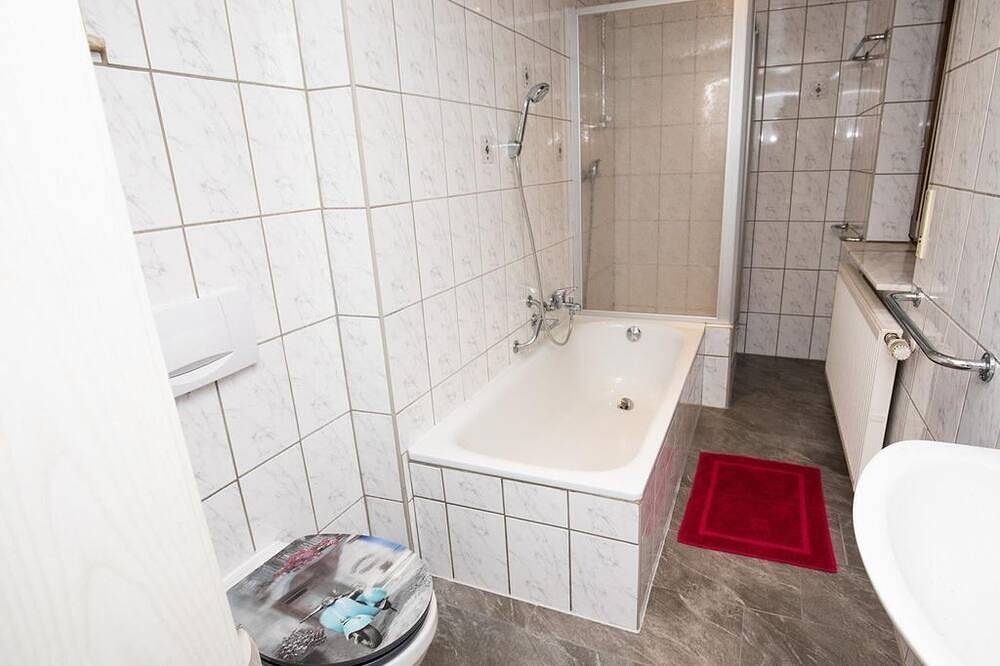 Ganze Wohnung, Ferienwohnung Lioba Eg - Ferienwohnungen Schmitt in Seiferts, Ehrenberg