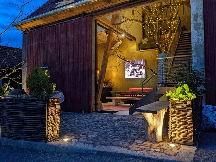 Ferienwohnung für 2 Personen, mit Balkon/Terrasse und Terrasse sowie Garten in Zeil am Main