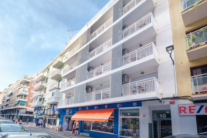 Apartahotel para 3 personas, con terraza en Benidorm