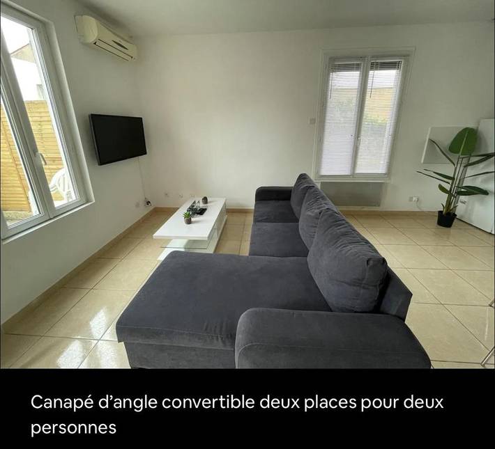 Location de vacances pour 8 personnes, avec piscine et terrasse à Villedaigne - 3
