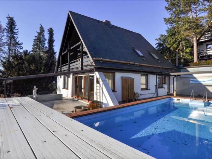 Ferienhaus für 6 Personen, mit Balkon und Terrasse sowie Garten und Ausblick in Nürtingen - 2