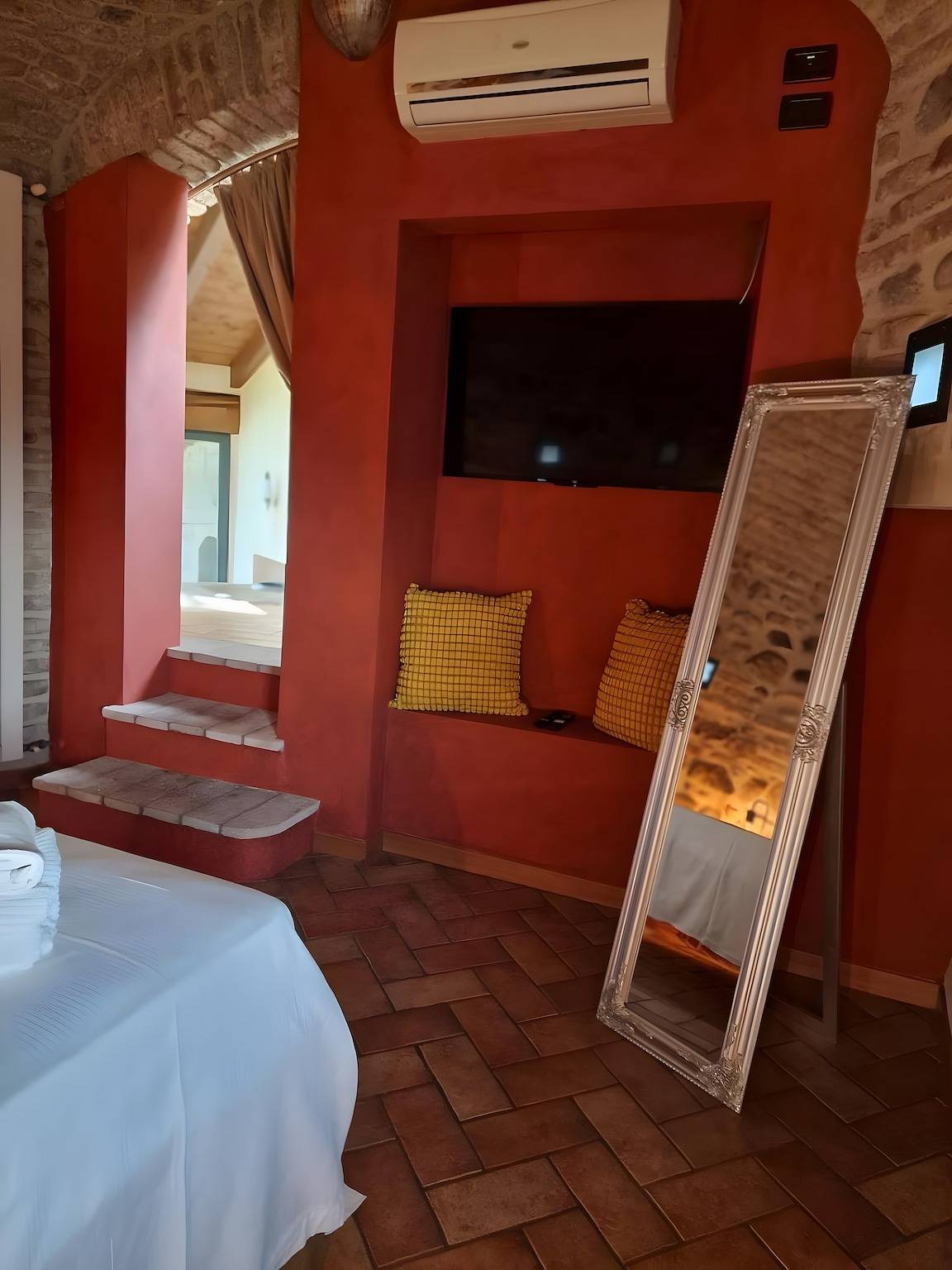 Ganze Wohnung, Ferienwohnung 'Casa Dolca La Torre' mit Seeblick, Wlan und Klimaanlage in Pozzolengo, Gardasee
