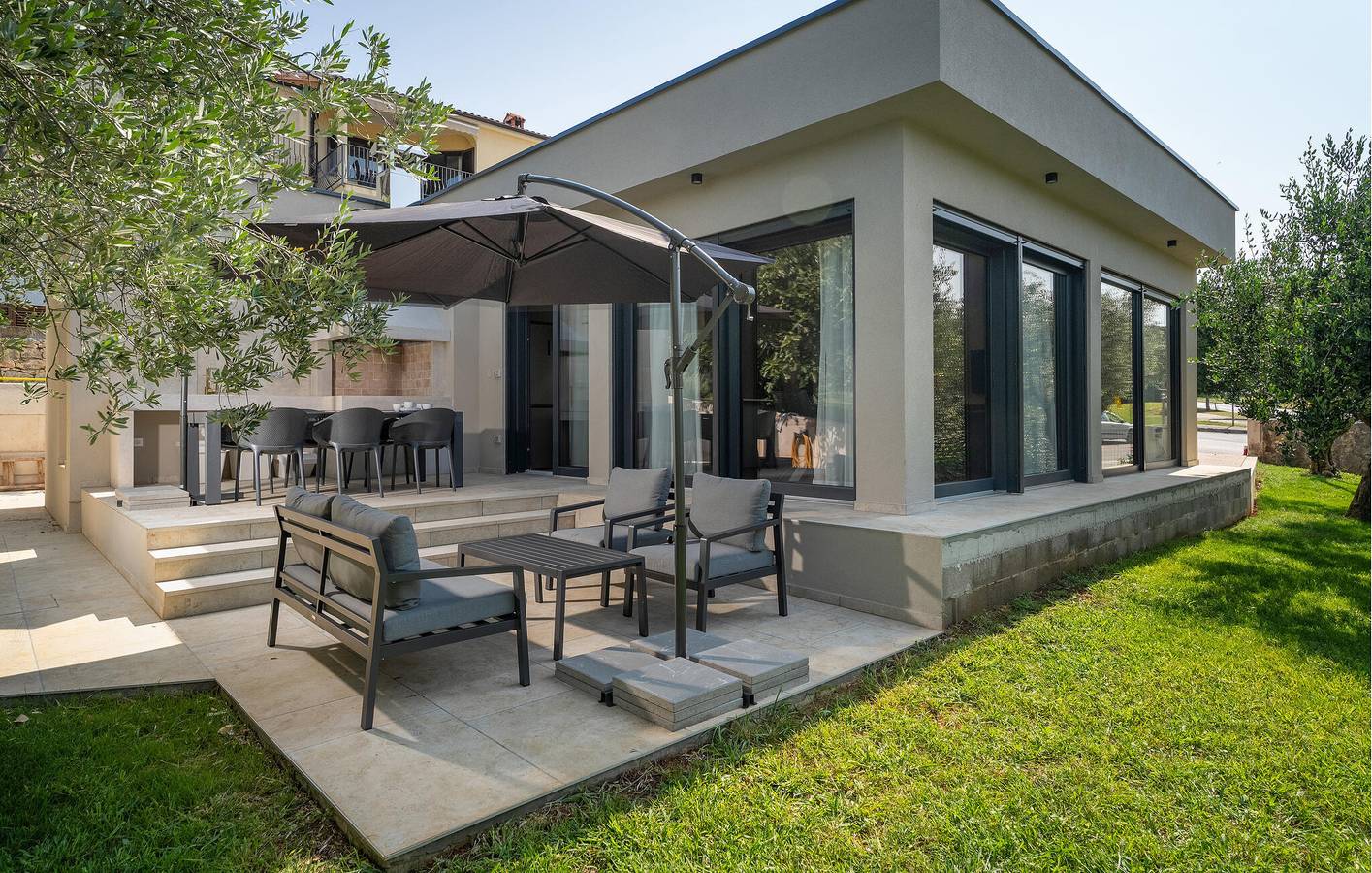 Gezellige accommodatie op 1,5 km van het strand: wifi, airco, terras en parkeergelegenheid! in Vrsar, Općina Vrsar