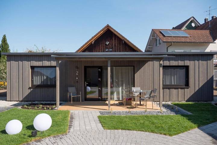 Ferienwohnung für 5 Personen, mit Terrasse und Garten sowie Ausblick in Lindau