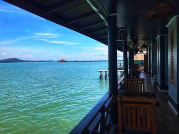 Maison d’hôte pour 2 personnes, avec terrasse et vue dans Koh Lanta
