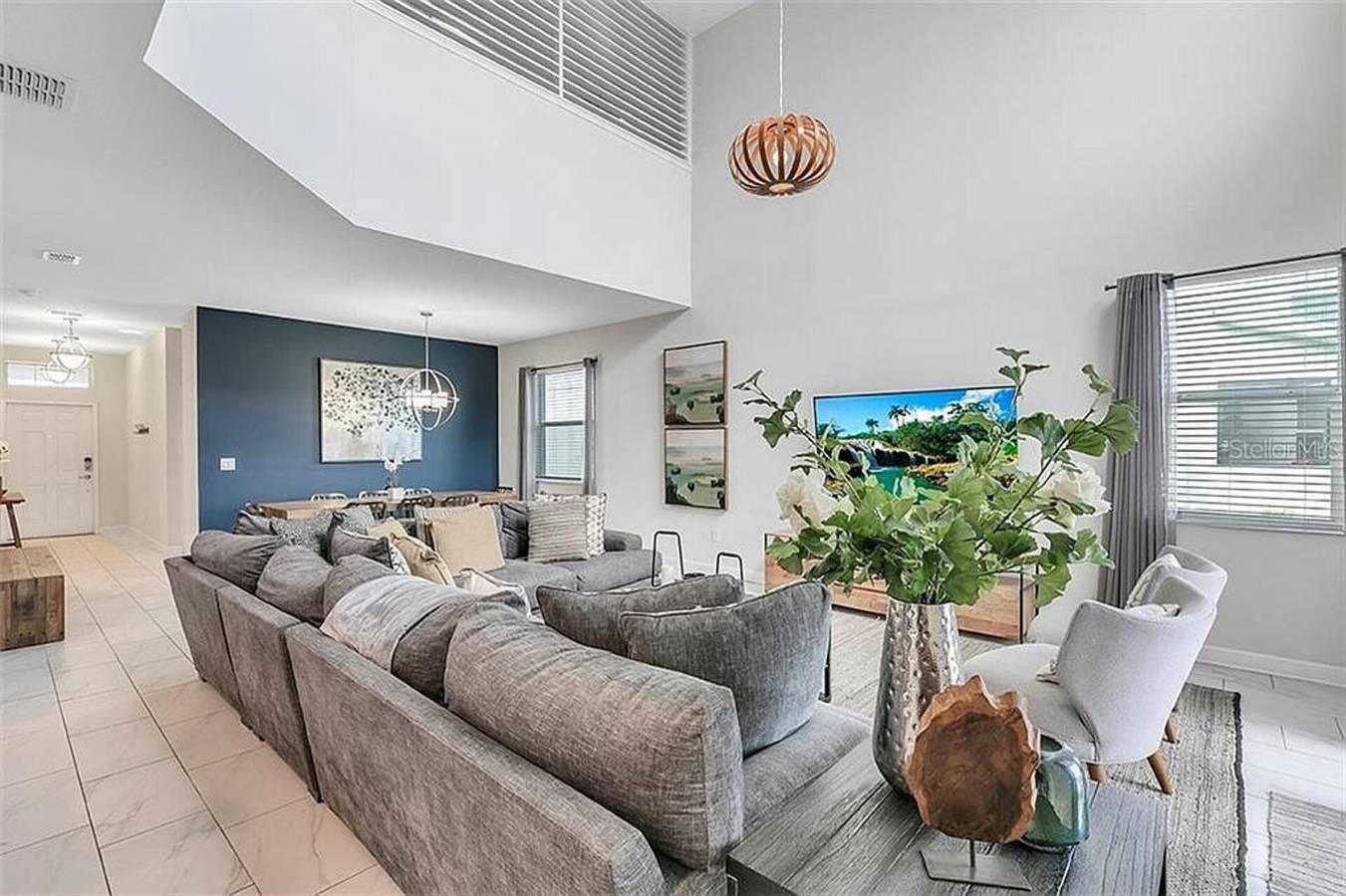 You Will Love this 5 Star Villa located on Storey Lake Resort, Orlando villa 5492 in Condado de Osceola