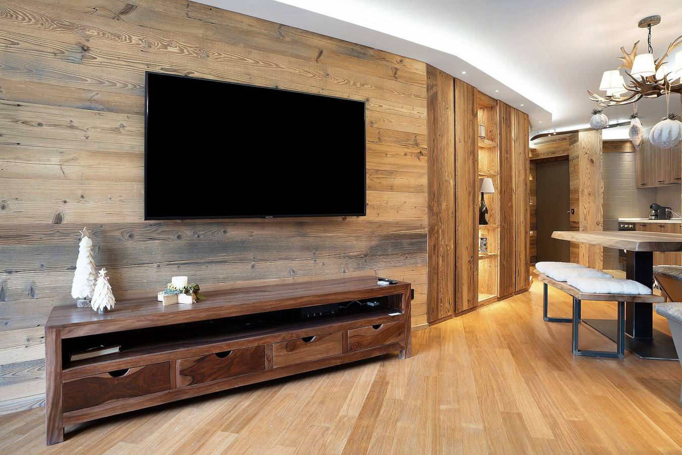 Appartement Design à Campiglio 400m avec Vue Montagne, Wi-Fi et Climatisation in Tre Ville, Massif de Brenta
