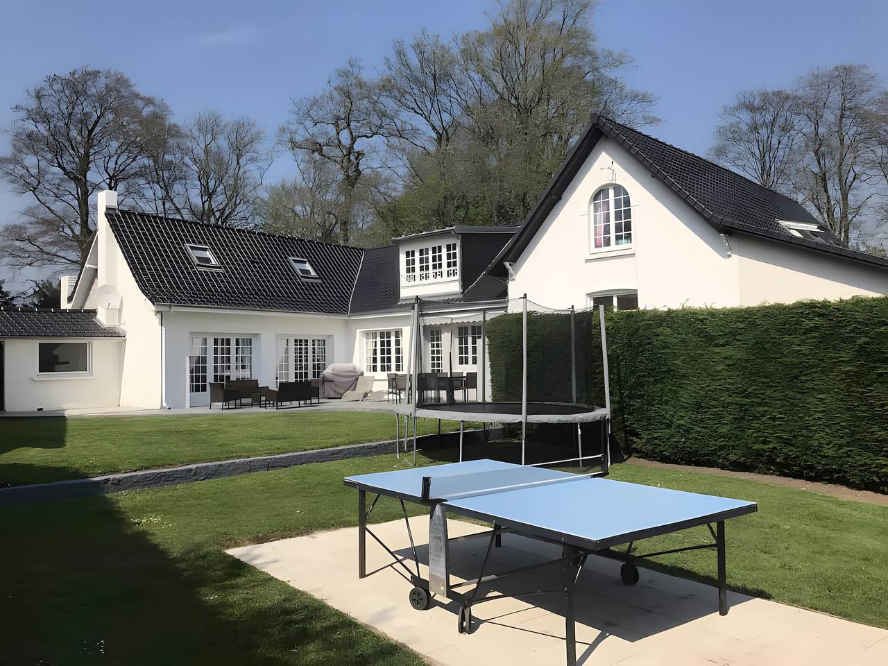 Gîte Du Val Doré : terrasse privée, jardin privé et Wi-Fi à Campagne-lès-Guines in Campagne-lès-Guines, Région de Calais