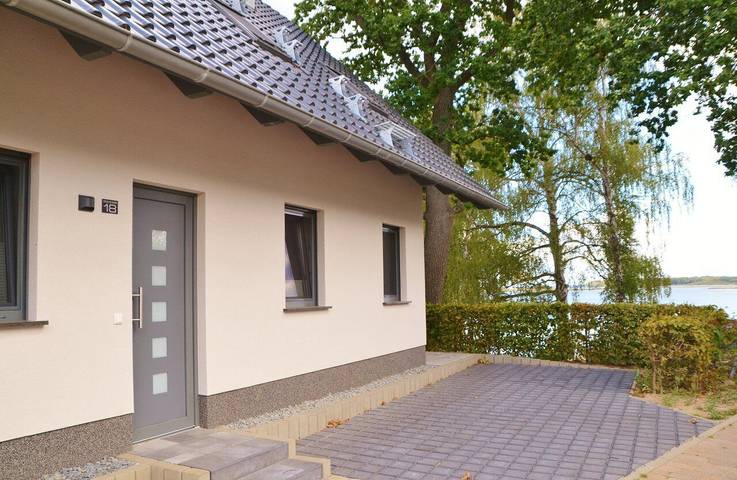 Ferienwohnung für 4 Personen, mit Garten und Ausblick sowie Seeblick in Röbel-Müritz - 3