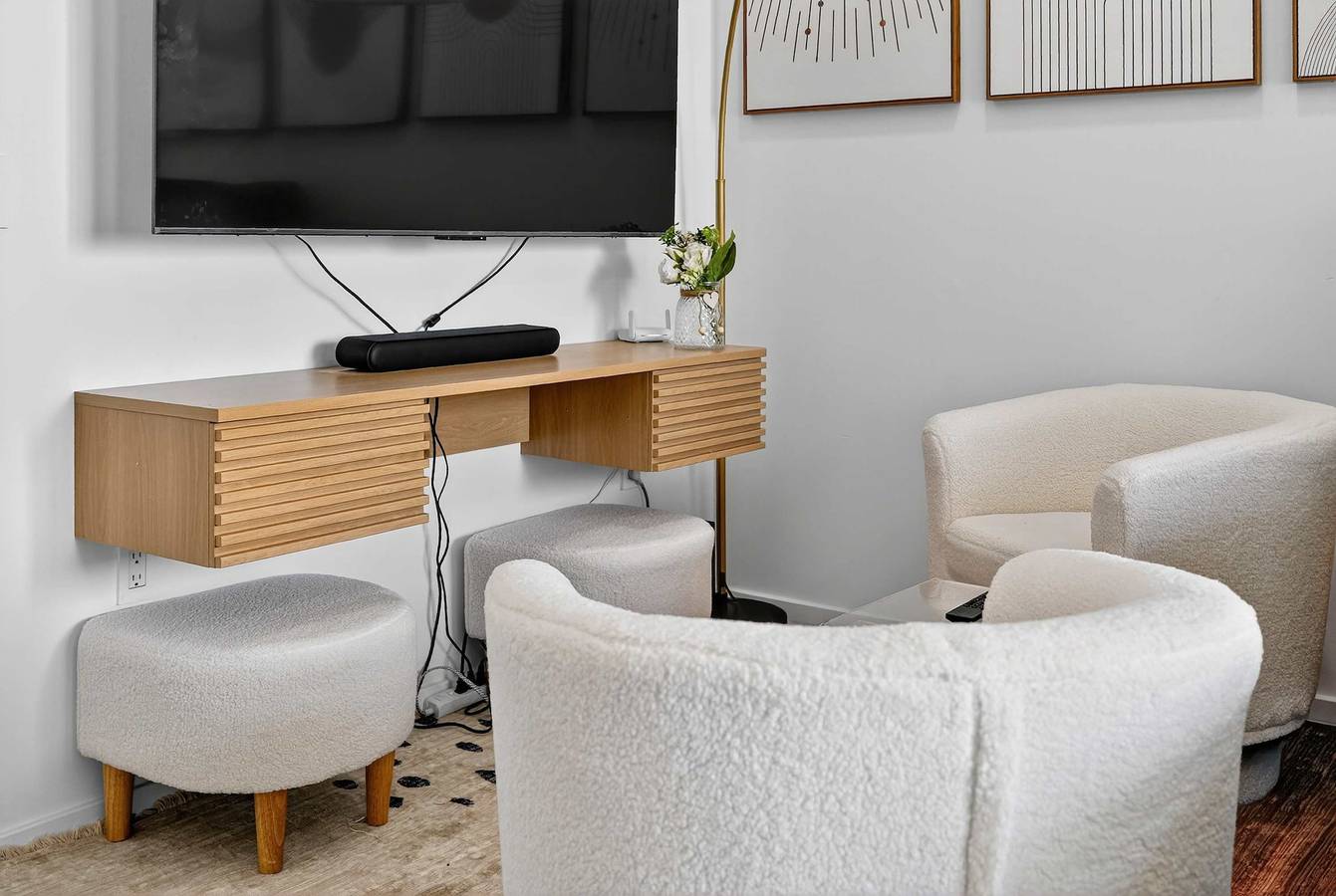 Estudio entero, Cbd Luxepad Penthouse Studio 1 King Bed Gorgeous Bay Views  Pool  Hottub  Gym  Restaurants in Miami, Florida