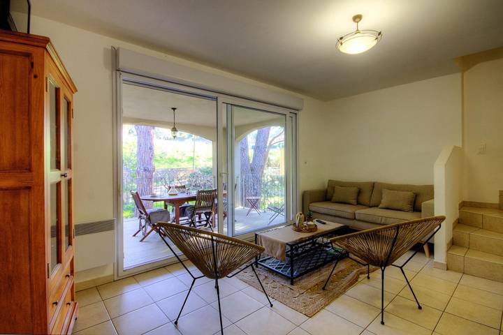 Gîte pour 4 personnes, avec Terrasse et Vue à Patrimonio - 2