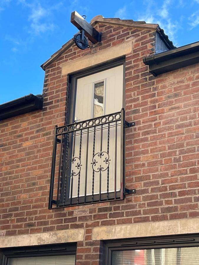 Two-Bedroom House in Chesterfield, Derbyshire