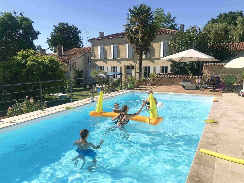 Bienvenue au Gîte de la Frédière in Saint-Hilaire-de-Villefranche, Région de Saint-Jean-d'Angély