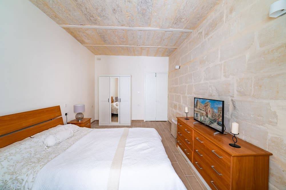 Ganze Wohnung, Central Valletta Townhouse-Hosted by Sweetstay in Valletta, Insel Malta