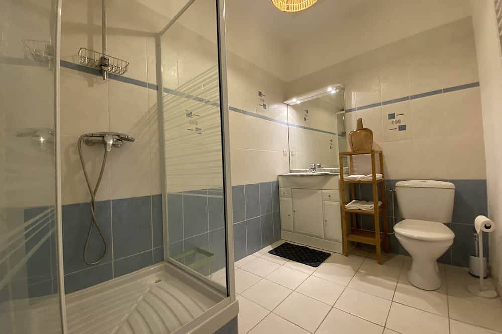 Apartamento entero, - Le Saugeron - Apartment in the heart of Blaye. All amenities in Blaye, Región de Blaye
