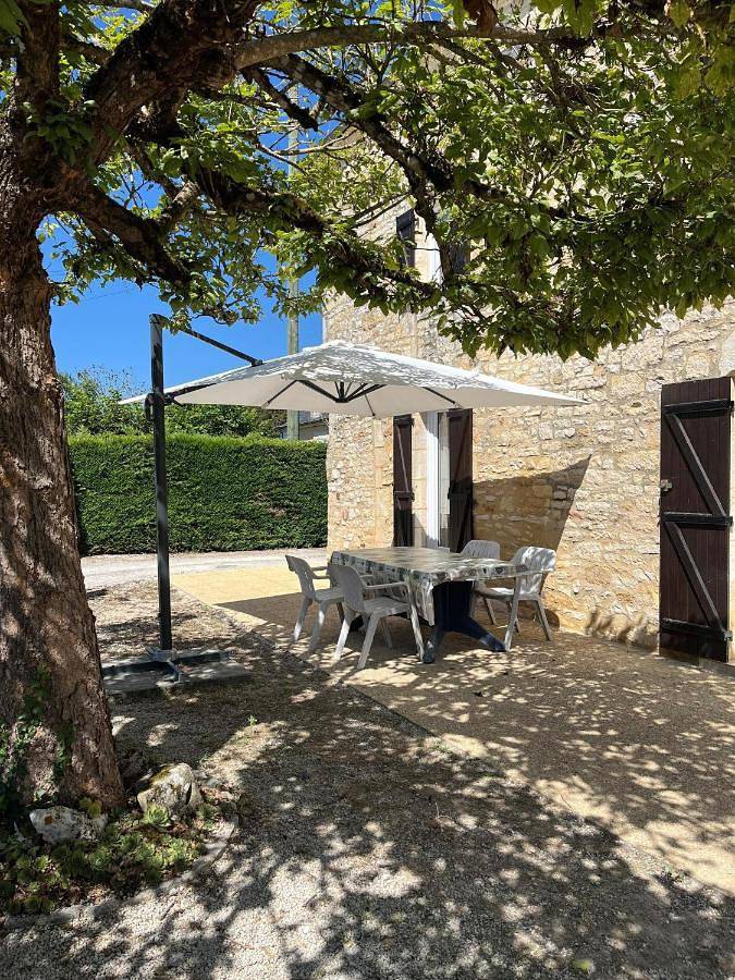 Location de vacances pour 6 personnes, avec Balcon ainsi que Terrasse et Jardin à Paulin