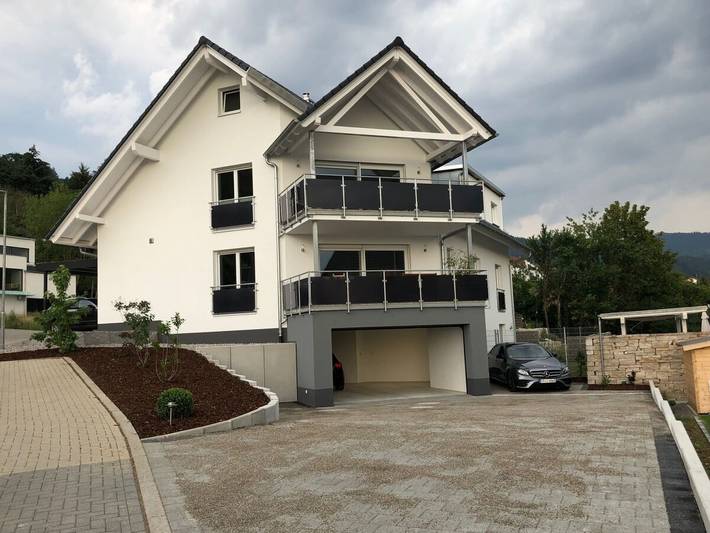 Ganze Ferienwohnung, Haus am Weinberg - Ferienwohnung Wald, 75qm mit 2 Schlafzimmer für max. 5 Gäste in Sulzburg, Südschwarzwald