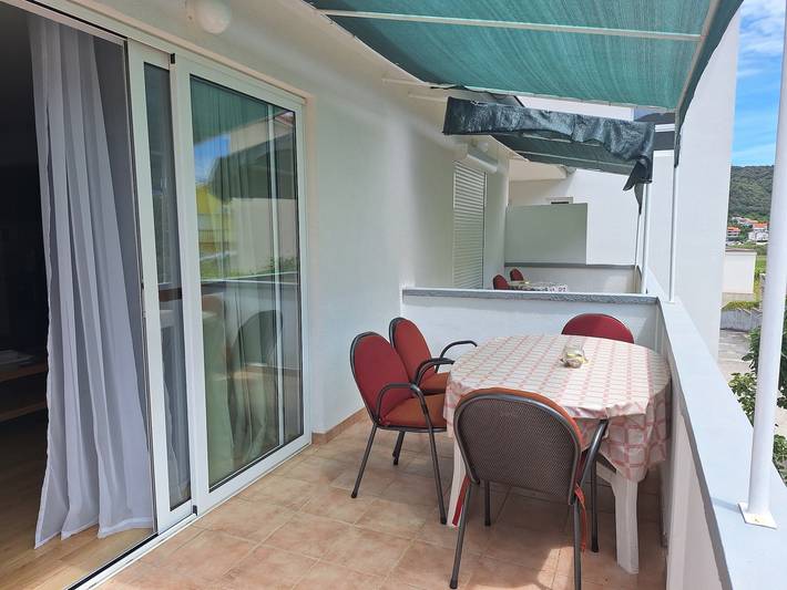 Ferienwohnung für 5 Personen, mit Balkon/Terrasse in Supetarska Draga