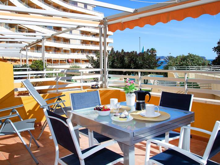 Appartement de vacances pour 3 personnes, avec jardin et piscine, animaux acceptés