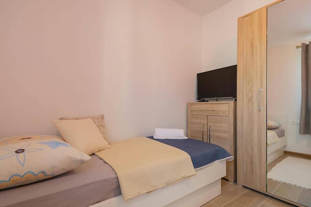 Beautiful home in Krivodol with Wifi in Imotski, Makarska Riviera