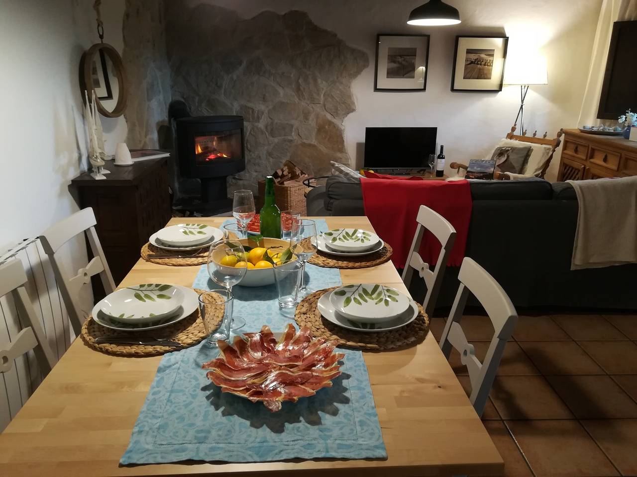 Ferienhaus 'Sira' mit Bergblick, privater Terrasse und Wi-Fi in Villaviciosa, Costa Verde (Spanien)