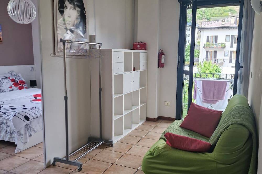 Ganze Wohnung, Bernina Station Centre Apartment Tirano - 30 Seconds Walk From Trains Station in Tirano (stadt), Tirano