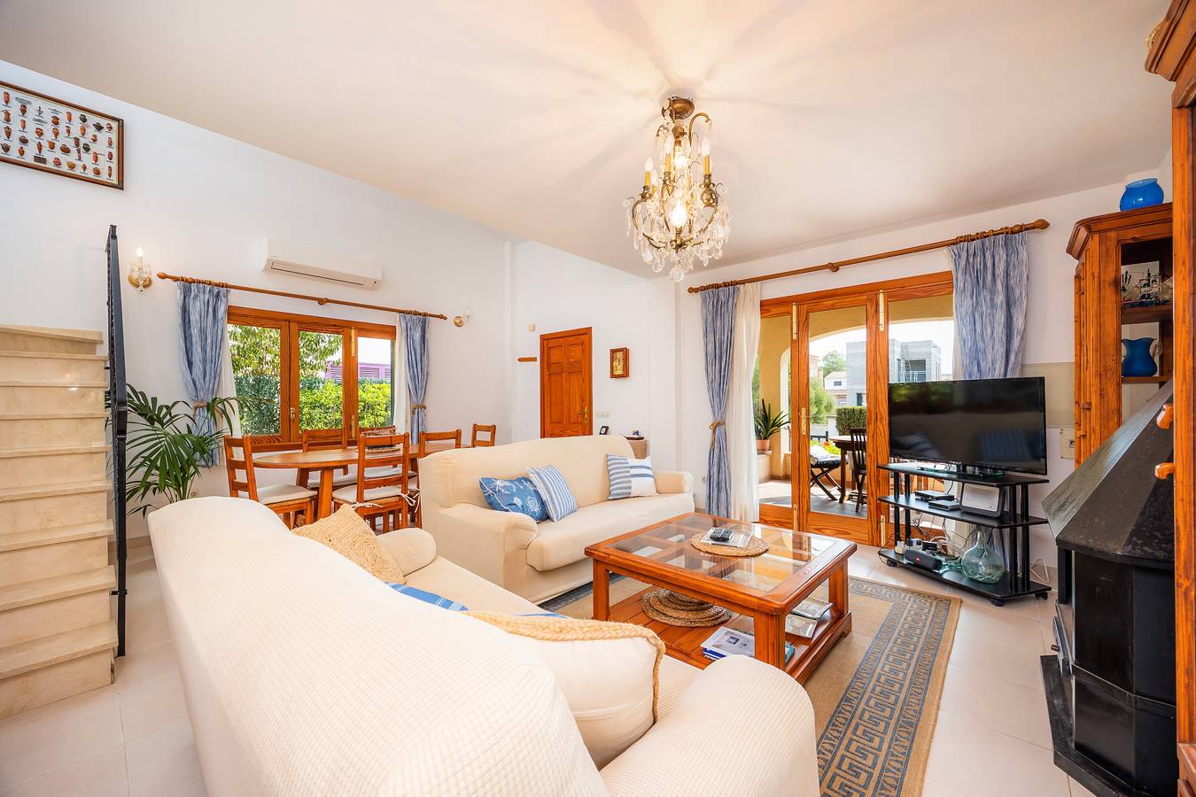 Holiday Home Llagosta 31 in Sa Ràpita, very close to the sea with terrace, private garden, and Wi-Fi in Sa Ràpita, Campos