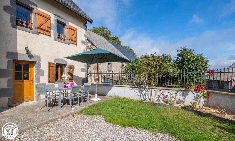 Gîte pour 6 personnes, avec jardin et vue - 1