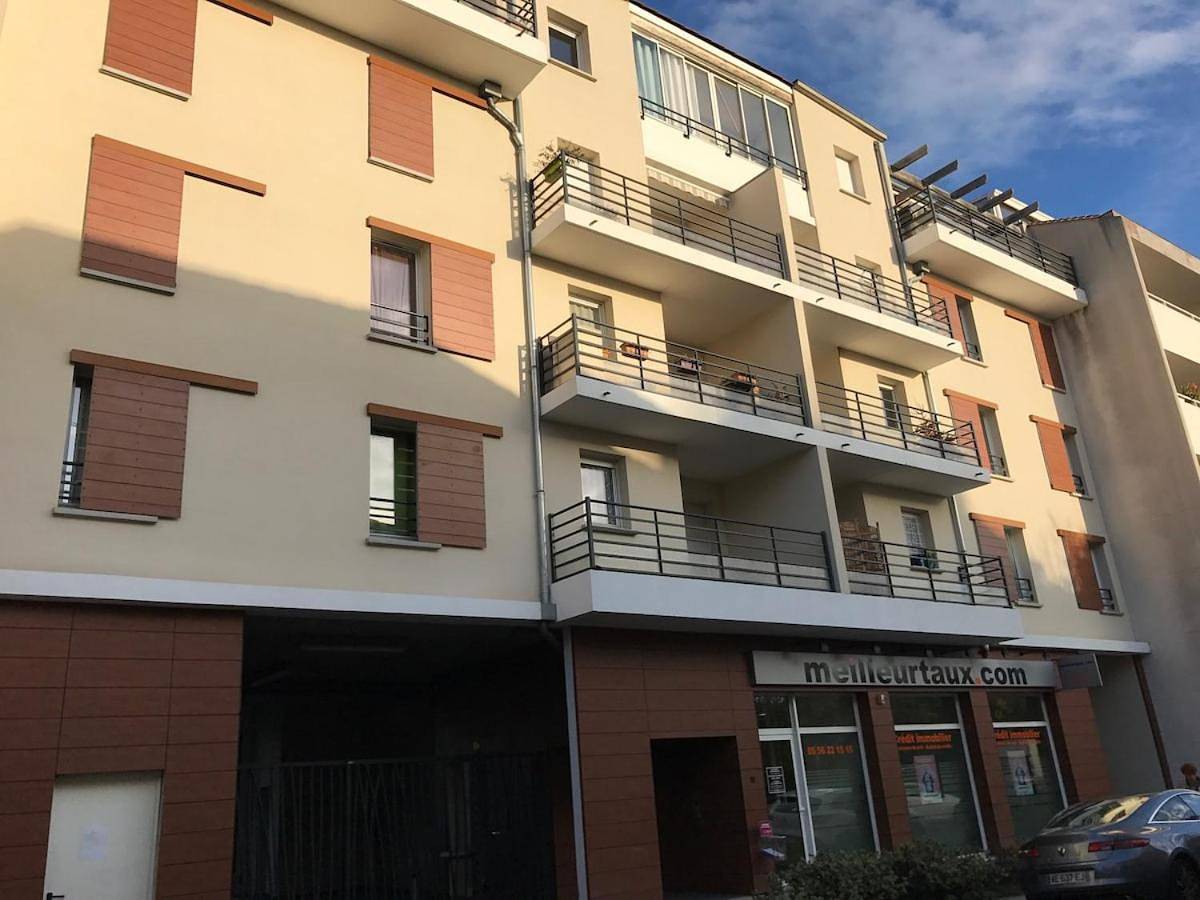 Appartement entier, One-Bedroom Apartment in La Teste-de-Buch, Région d'Arcachon