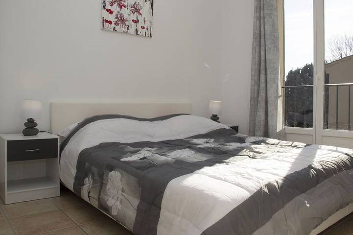 Villa pour 5 personnes, avec terrasse et jardin à L'Isle-sur-la-Sorgue - 4