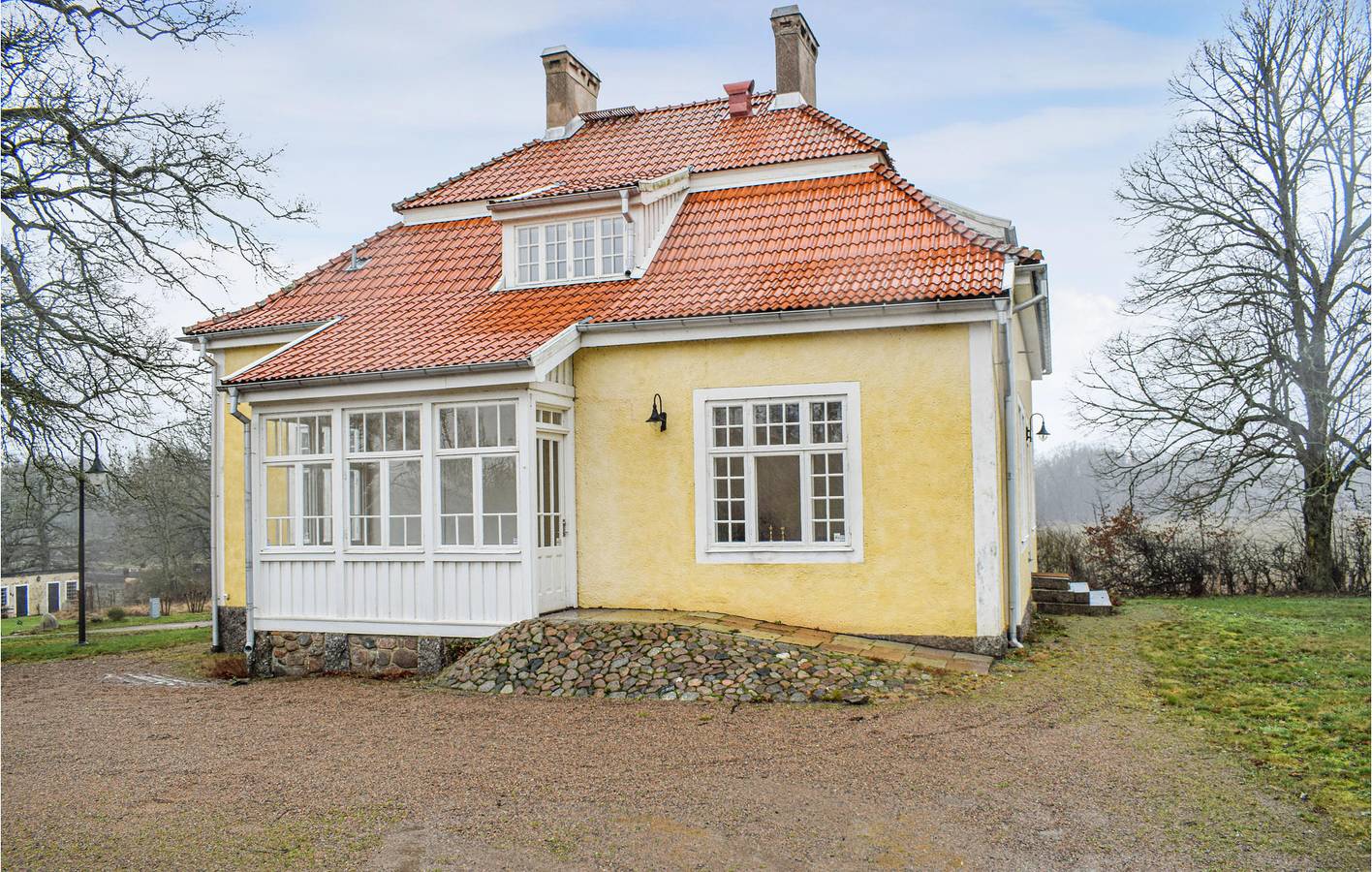 Hus för 8 Personer med trädgård in Svenska Östersjön