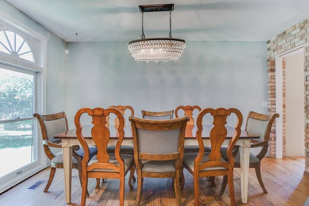 Unique Getaway | Hot Tub & Waffle Breakfast! in Orem, Utah Lake