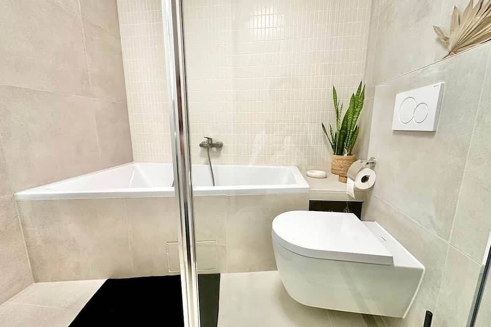 Ganze Wohnung, Mavie-Living: Sundeck Apartment in Breitbrunn am Ammersee, Herrsching