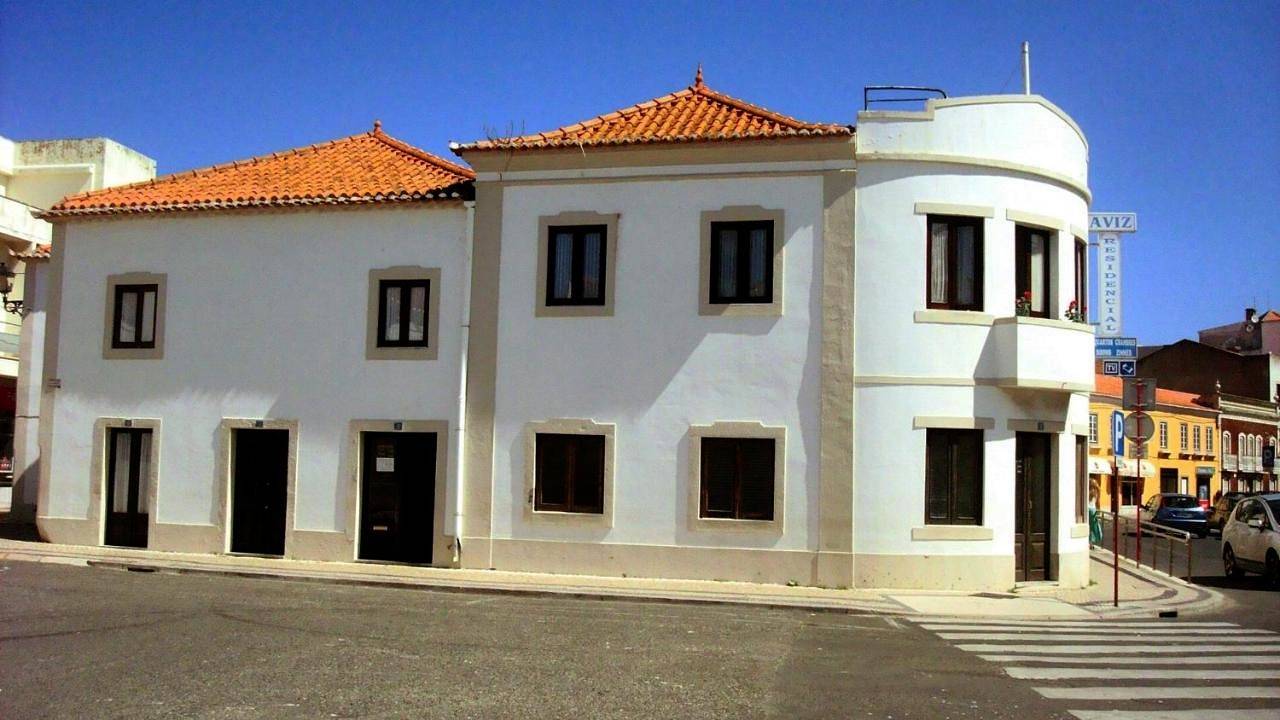 Double Room with Shared Bathroom in Peniche, Leiria District