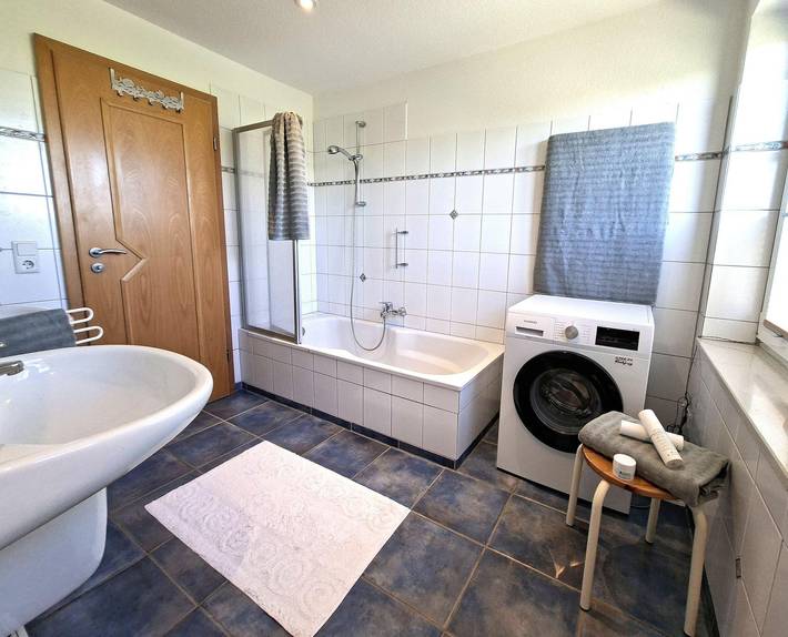 Ferienwohnung für 4 Personen, mit Garten und Balkon in Warwerort - 3