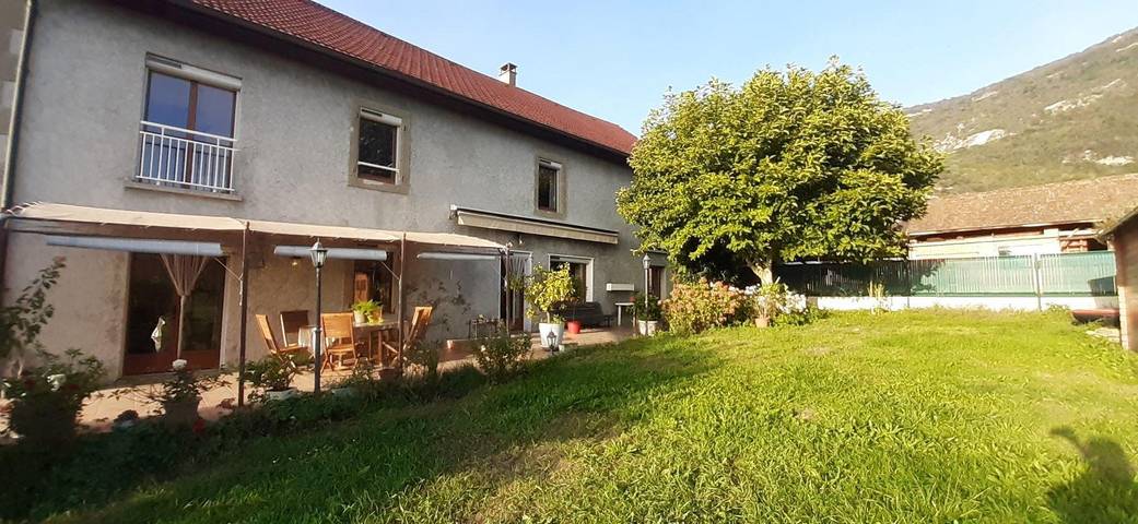Gîte pour 8 personnes, avec terrasse et jardin, animaux acceptés à Chindrieux - 2